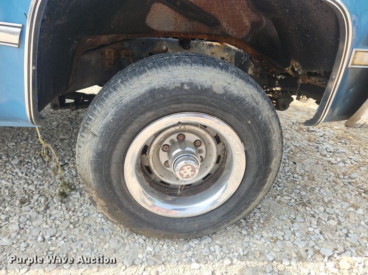 image for item OK9559 1984 GMC K1500 High Sierra  pickup truck