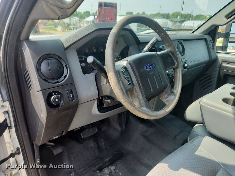 image for item OK9562 2016 Ford F450 Super Duty XL  flatbed truck