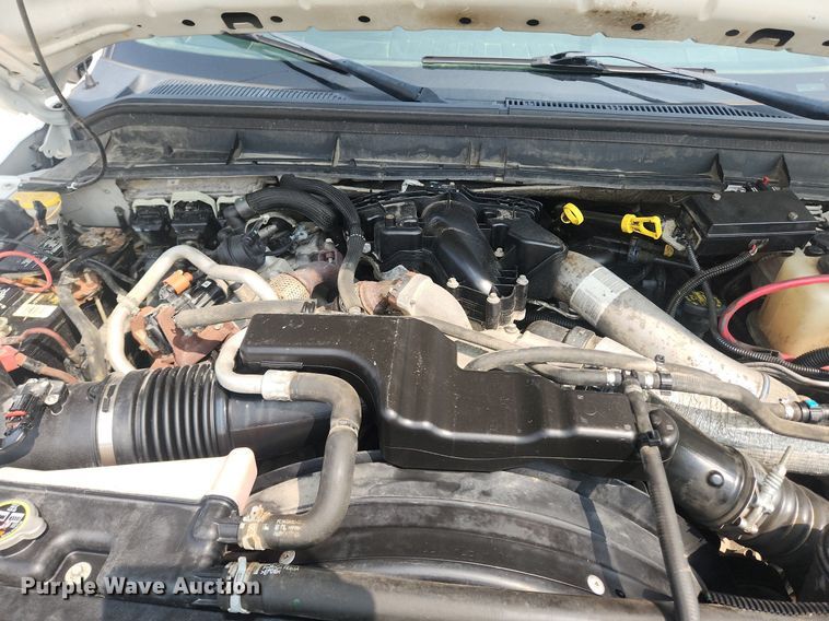 image for item OK9562 2016 Ford F450 Super Duty XL  flatbed truck