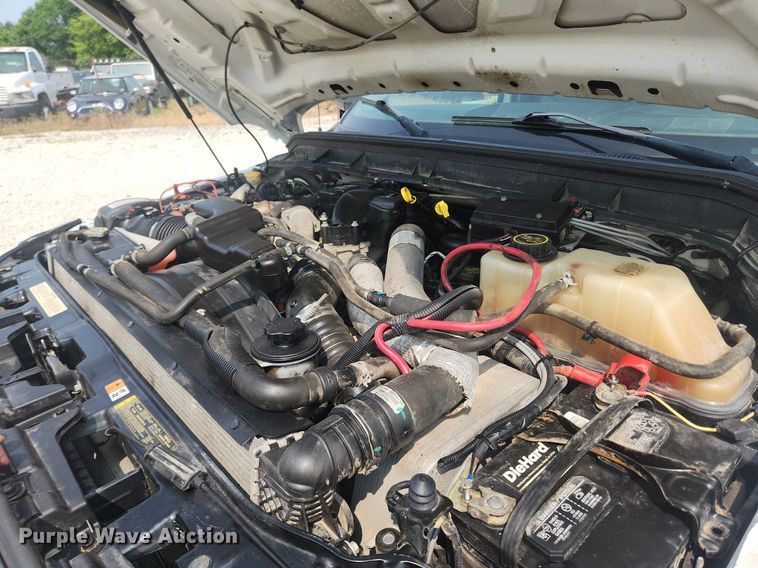 image for item OK9562 2016 Ford F450 Super Duty XL  flatbed truck