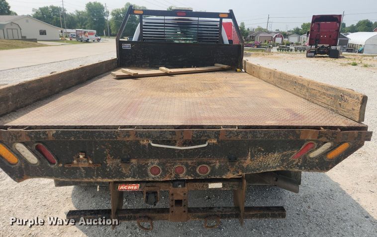 image for item OK9562 2016 Ford F450 Super Duty XL  flatbed truck