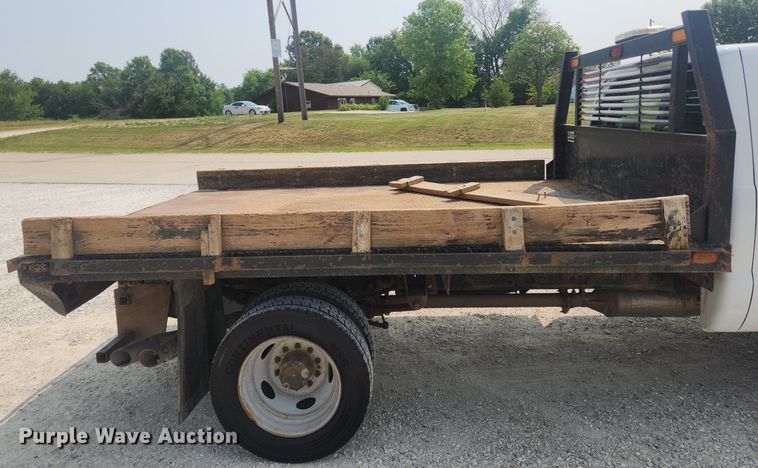 image for item OK9562 2016 Ford F450 Super Duty XL  flatbed truck