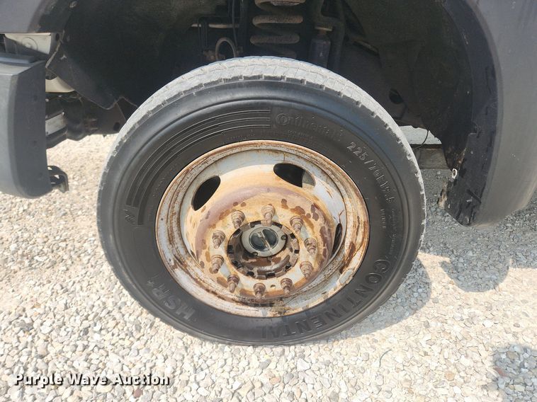 image for item OK9562 2016 Ford F450 Super Duty XL  flatbed truck