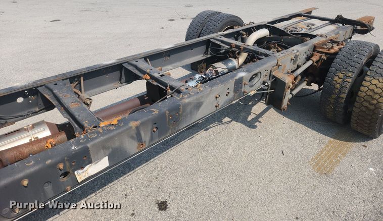 image for item OK9570 2009 Ford F450 Super Duty XLT  truck cab and chassis