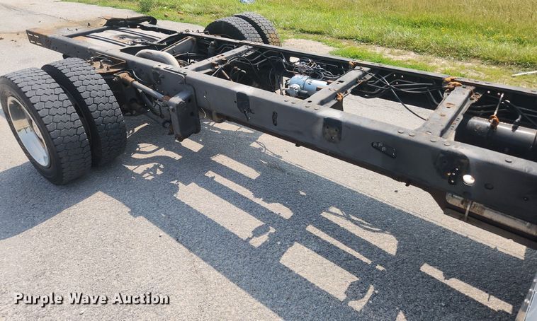 image for item OK9570 2009 Ford F450 Super Duty XLT  truck cab and chassis