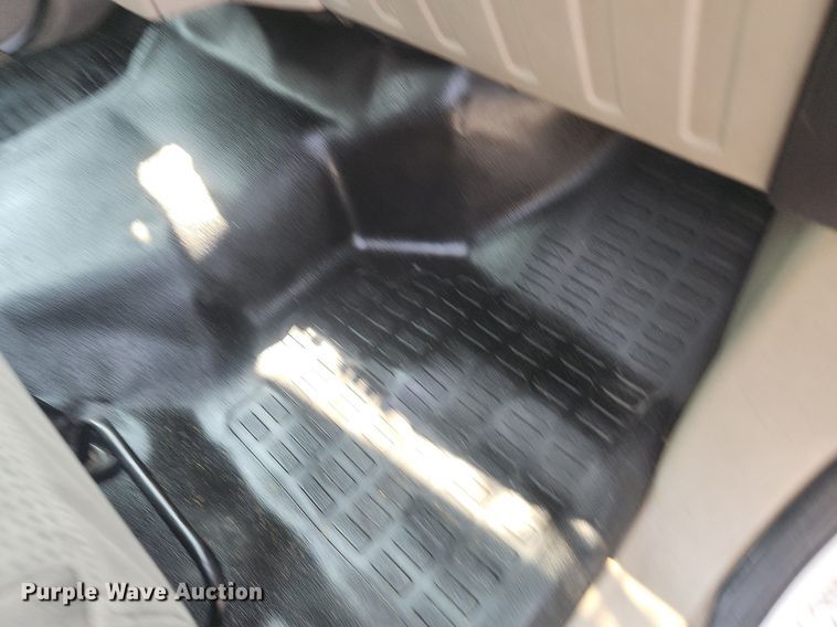 image for item OK9570 2009 Ford F450 Super Duty XLT  truck cab and chassis