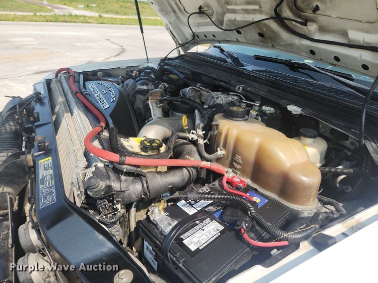 image for item OK9570 2009 Ford F450 Super Duty XLT  truck cab and chassis