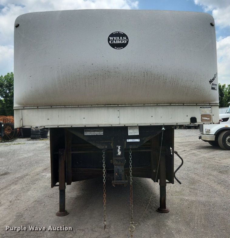 image for item OK9576 2003 Wells Cargo CVC3625  enclosed cargo trailer