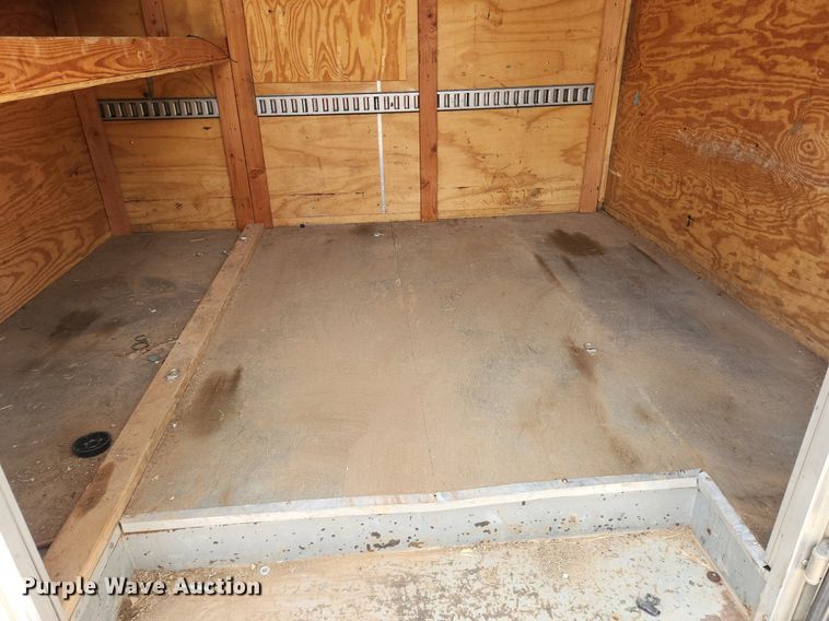 image for item OK9576 2003 Wells Cargo CVC3625  enclosed cargo trailer