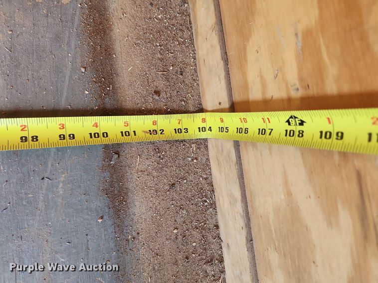 image for item OK9576 2003 Wells Cargo CVC3625  enclosed cargo trailer