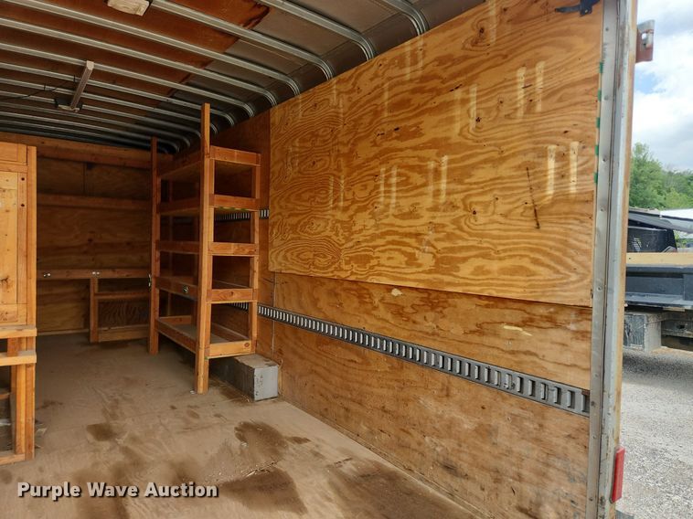 image for item OK9576 2003 Wells Cargo CVC3625  enclosed cargo trailer