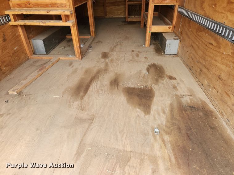 image for item OK9576 2003 Wells Cargo CVC3625  enclosed cargo trailer