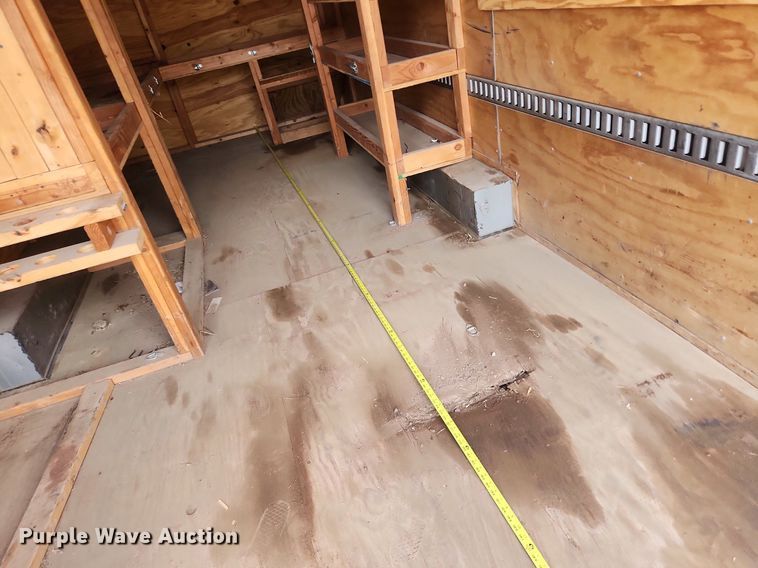 image for item OK9576 2003 Wells Cargo CVC3625  enclosed cargo trailer