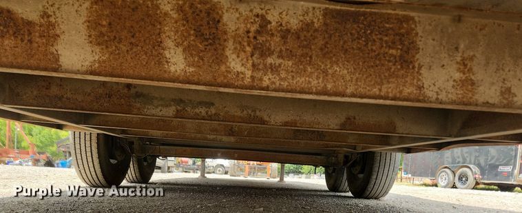 image for item OK9576 2003 Wells Cargo CVC3625  enclosed cargo trailer