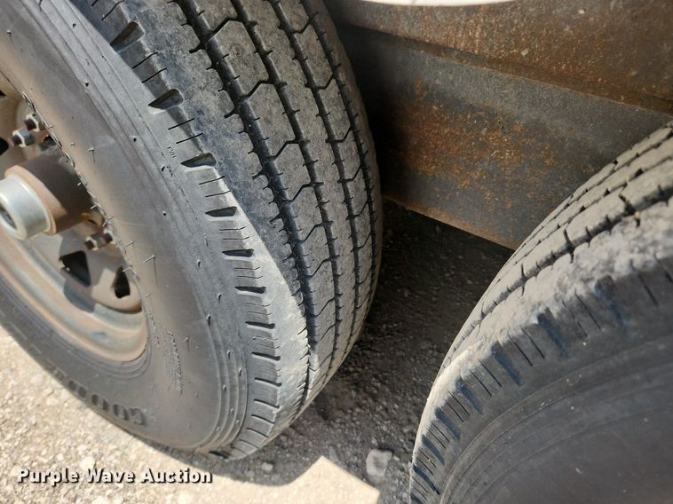 image for item OK9576 2003 Wells Cargo CVC3625  enclosed cargo trailer