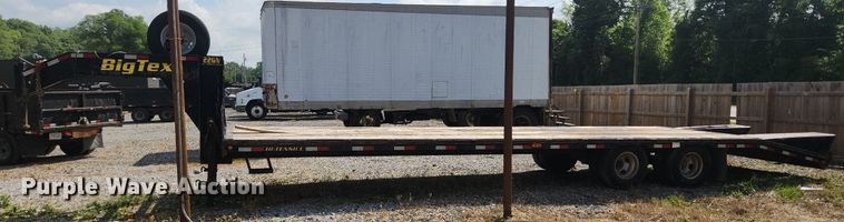 image for item OK9585 2013 Big Tex 22GN-28BK+5CP  equipment trailer