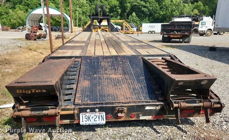 image for item OK9585 2013 Big Tex 22GN-28BK+5CP  equipment trailer