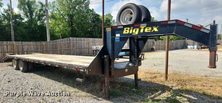 image for item OK9585 2013 Big Tex 22GN-28BK+5CP  equipment trailer