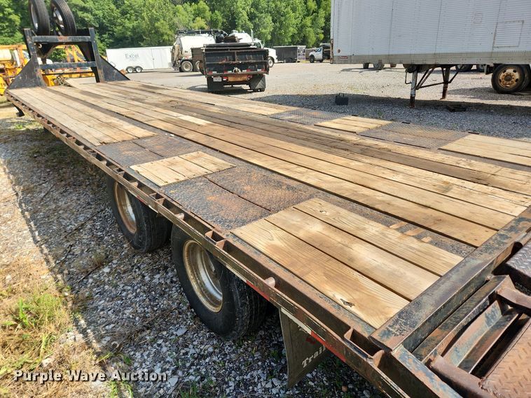 image for item OK9585 2013 Big Tex 22GN-28BK+5CP  equipment trailer