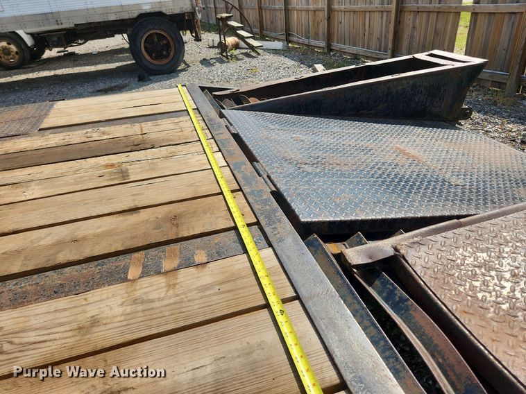 image for item OK9585 2013 Big Tex 22GN-28BK+5CP  equipment trailer