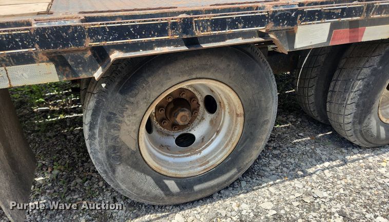 image for item OK9585 2013 Big Tex 22GN-28BK+5CP  equipment trailer