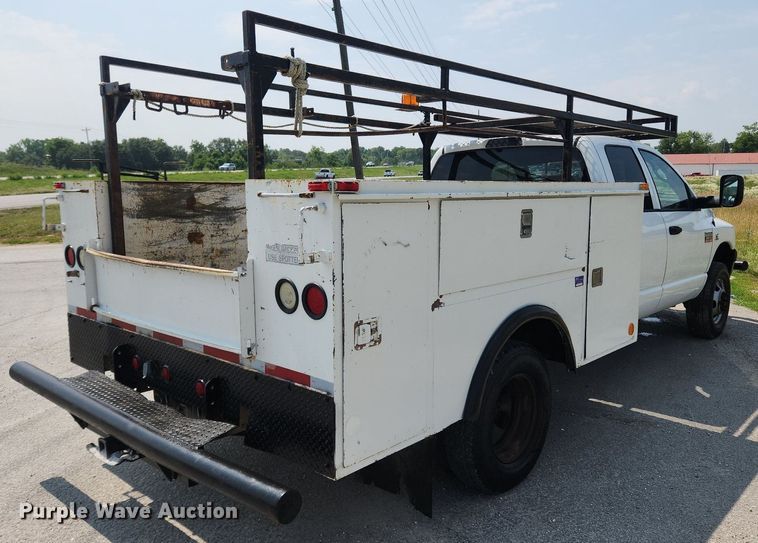 image for item OK9599 2010 Dodge Ram 3500  Quad Cab utility bed pickup truck
