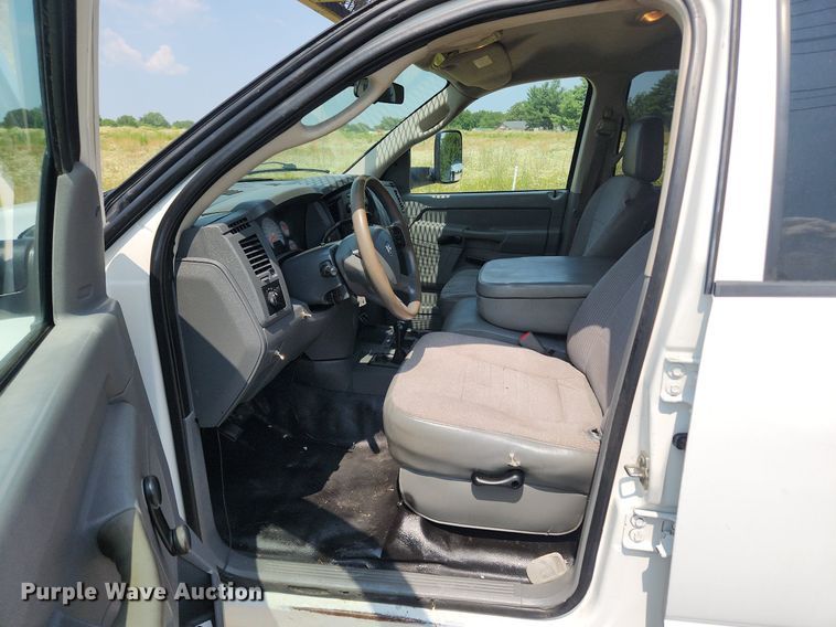 image for item OK9599 2010 Dodge Ram 3500  Quad Cab utility bed pickup truck