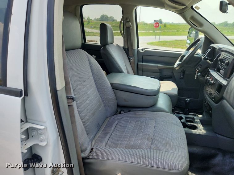 image for item OK9599 2010 Dodge Ram 3500  Quad Cab utility bed pickup truck