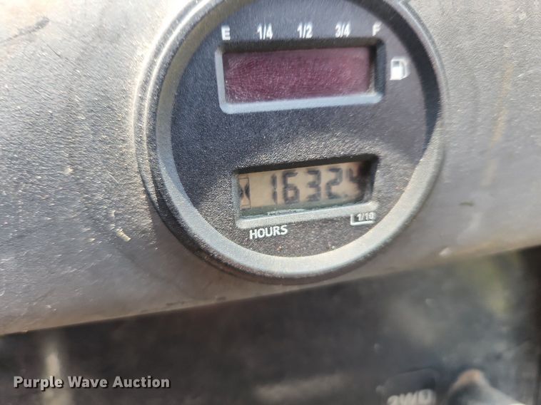 image for item OK9603 2017 Kawasaki Mule 4010  utility vehicle