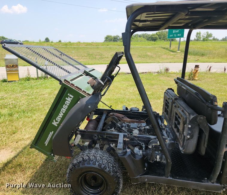 image for item OK9603 2017 Kawasaki Mule 4010  utility vehicle