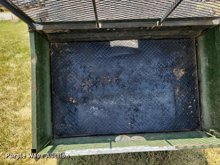 image for item OK9603 2017 Kawasaki Mule 4010  utility vehicle