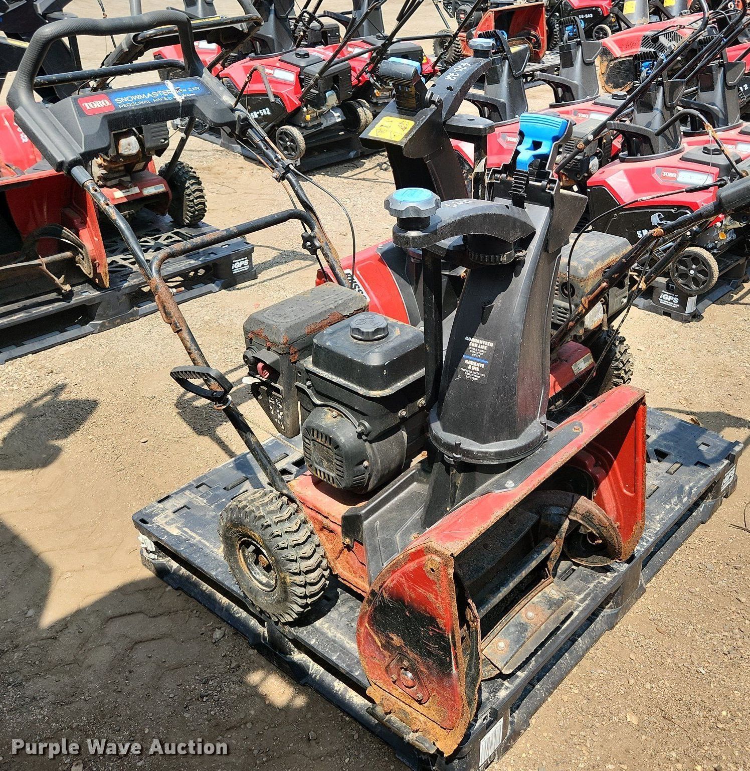 (2) Toro Snowmaster snow blowers in Elgin, IL | Item DS8965 sold ...