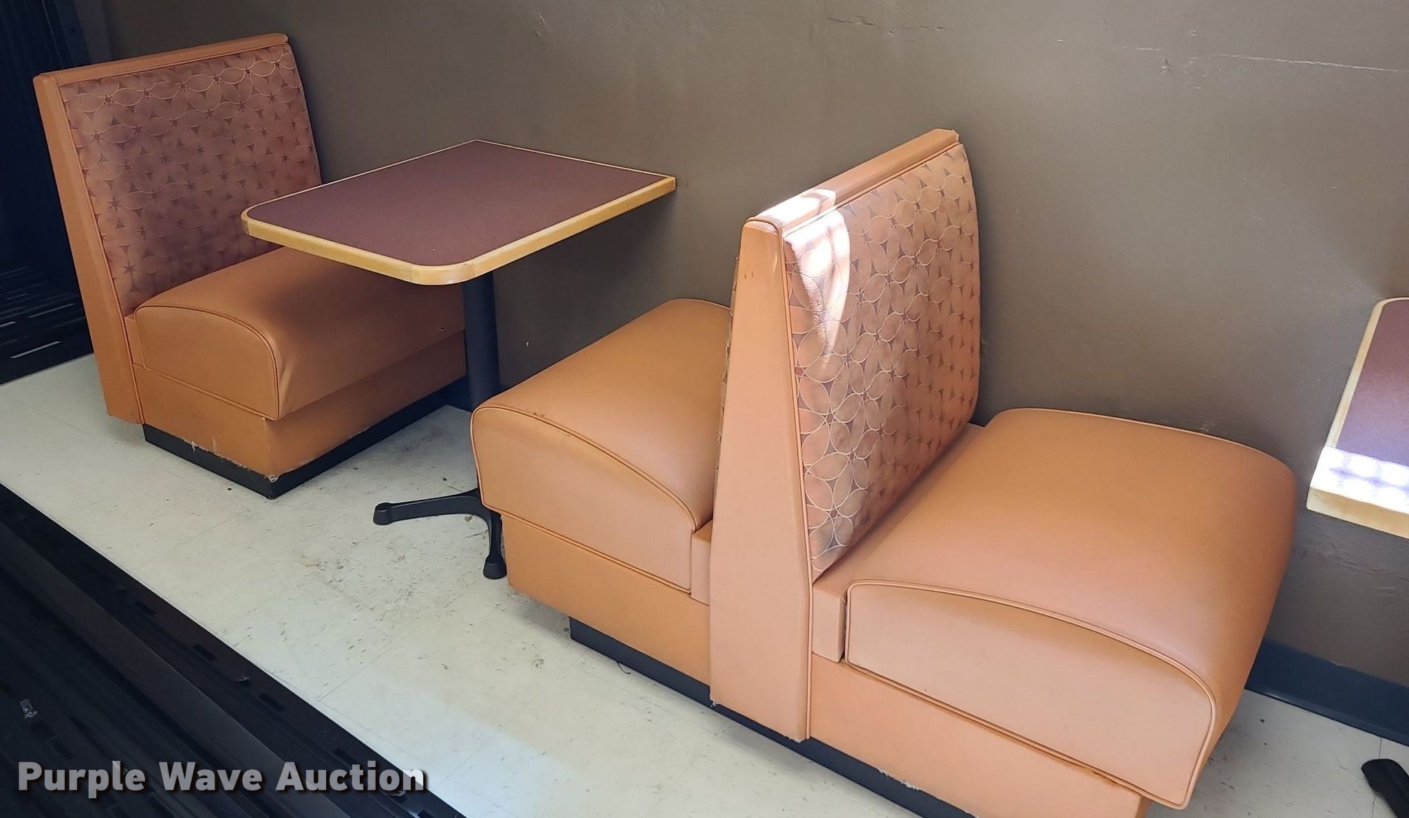 Restaurant furniture in Topeka, KS Item NX9613 sold Purple Wave