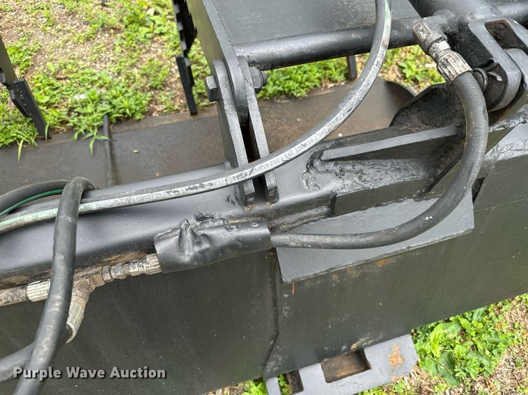 image for item AF9647 Skid steer grapple bucket