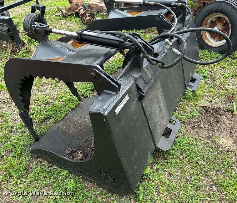 image for item AF9647 Skid steer grapple bucket