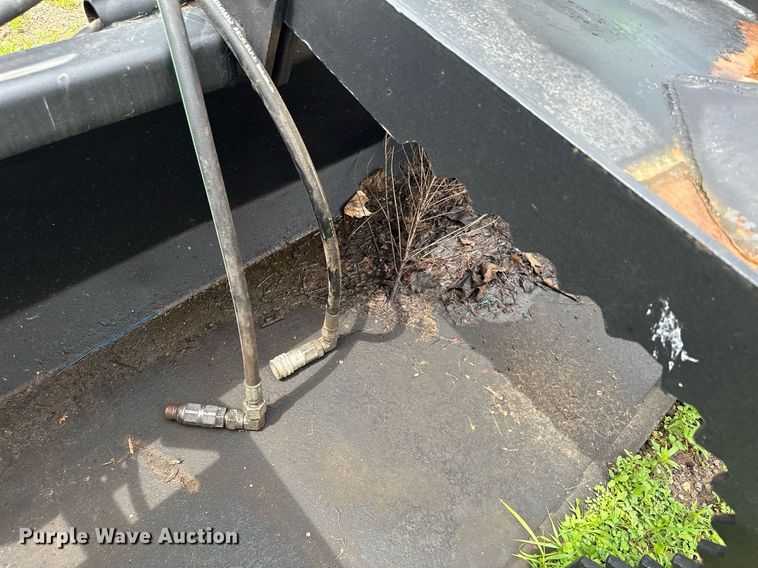 image for item AF9647 Skid steer grapple bucket