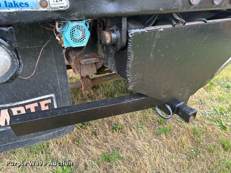 image for item AF9651 1999 Mack Manager  dump truck