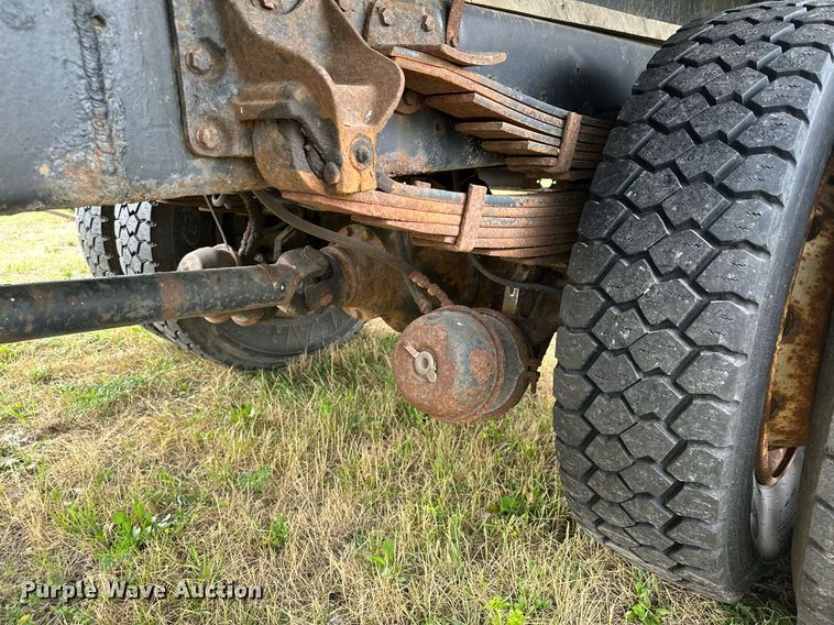 image for item AF9651 1999 Mack Manager  dump truck