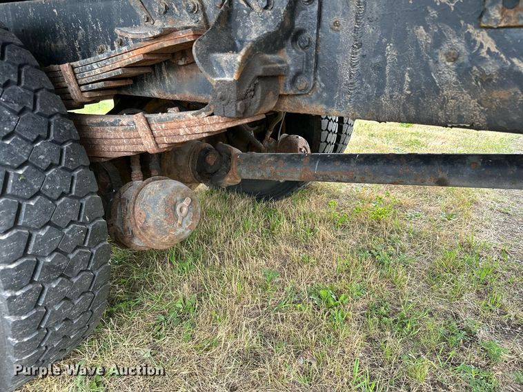 image for item AF9651 1999 Mack Manager  dump truck