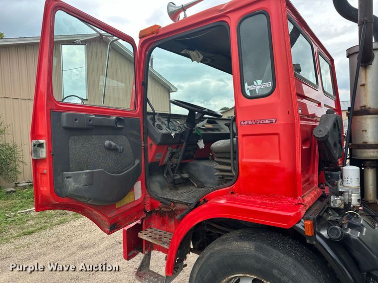 image for item AF9651 1999 Mack Manager  dump truck