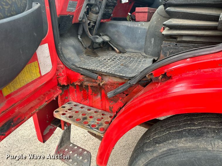 image for item AF9651 1999 Mack Manager  dump truck