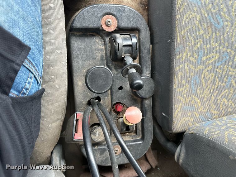 image for item AF9651 1999 Mack Manager  dump truck