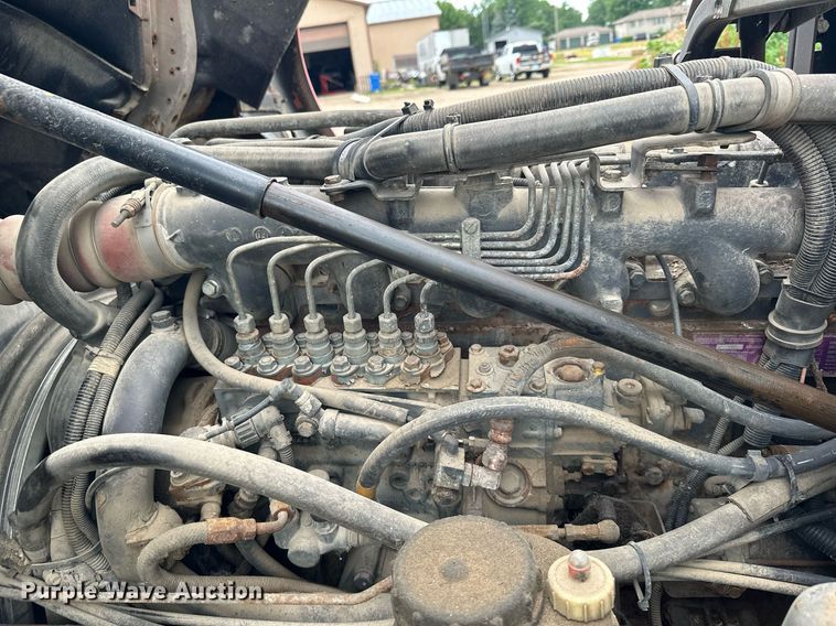 image for item AF9651 1999 Mack Manager  dump truck