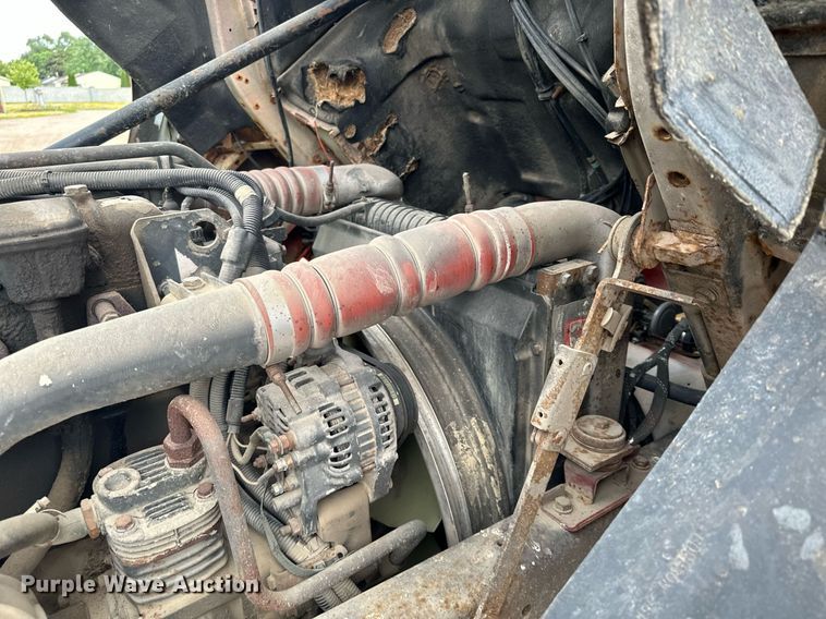 image for item AF9651 1999 Mack Manager  dump truck