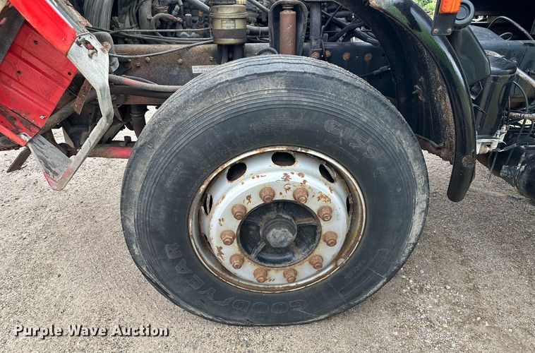 image for item AF9651 1999 Mack Manager  dump truck