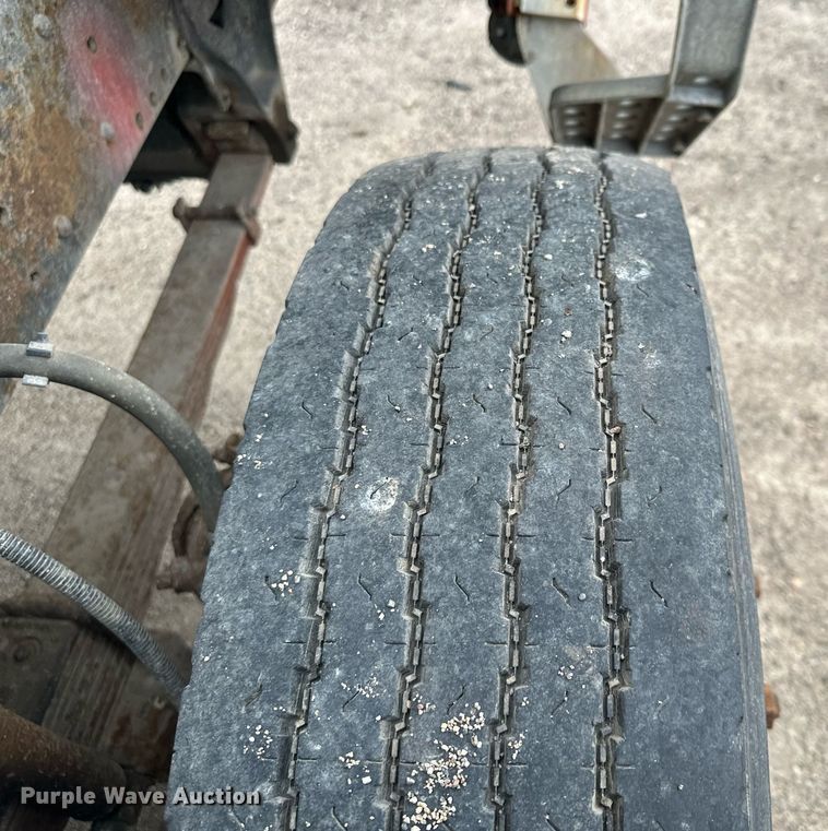 image for item AF9651 1999 Mack Manager  dump truck