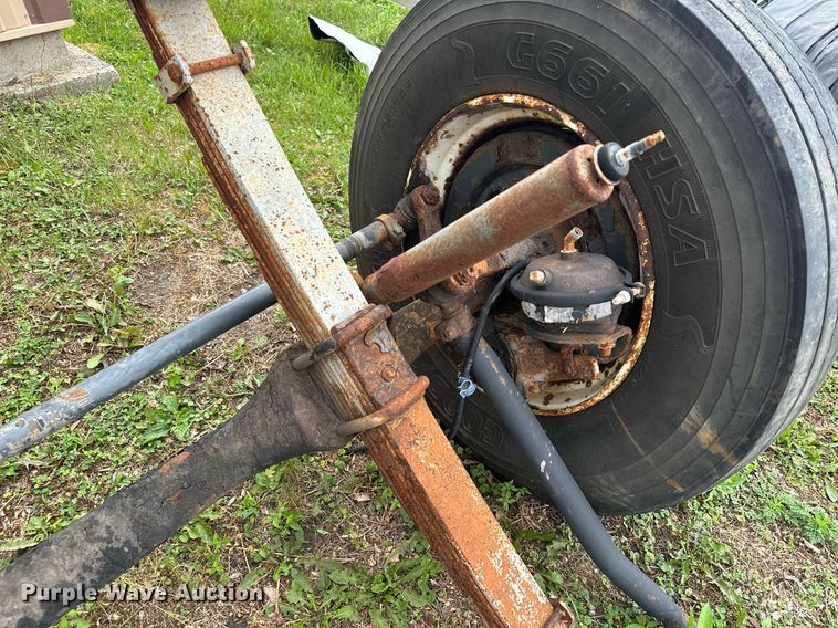 image for item AF9651 1999 Mack Manager  dump truck