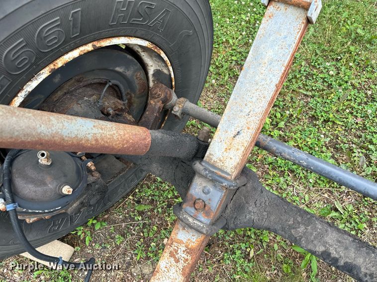 image for item AF9651 1999 Mack Manager  dump truck