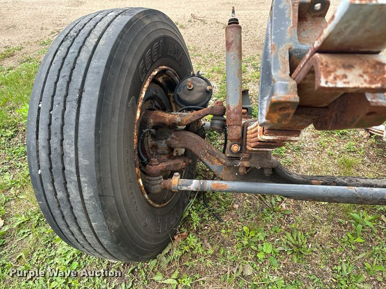 image for item AF9651 1999 Mack Manager  dump truck