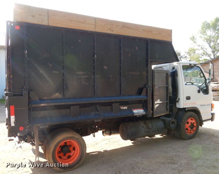 image for item AF9654 1996 Isuzu NPR  dump truck